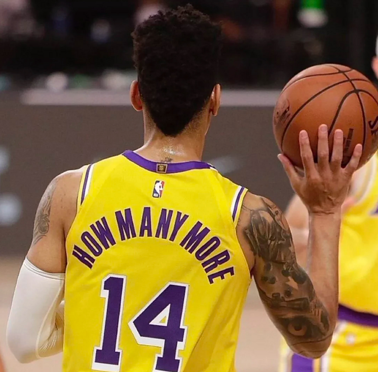 火箭鏖战南韩男篮，丹尼·格林制霸全场