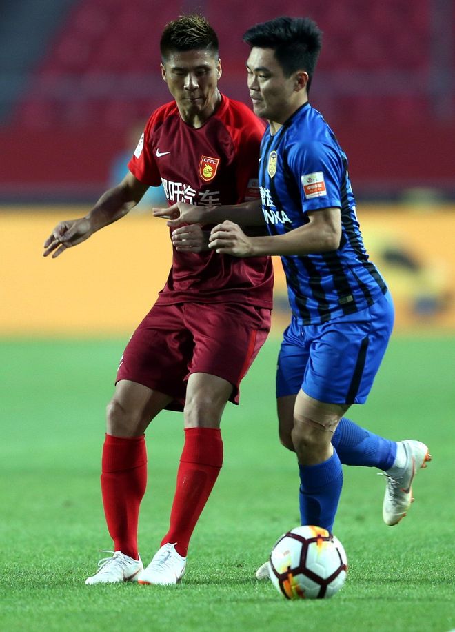 河北华夏主场不敌大连人,遭遇破冰 河北华夏主场不敌大连人,遭遇破冰