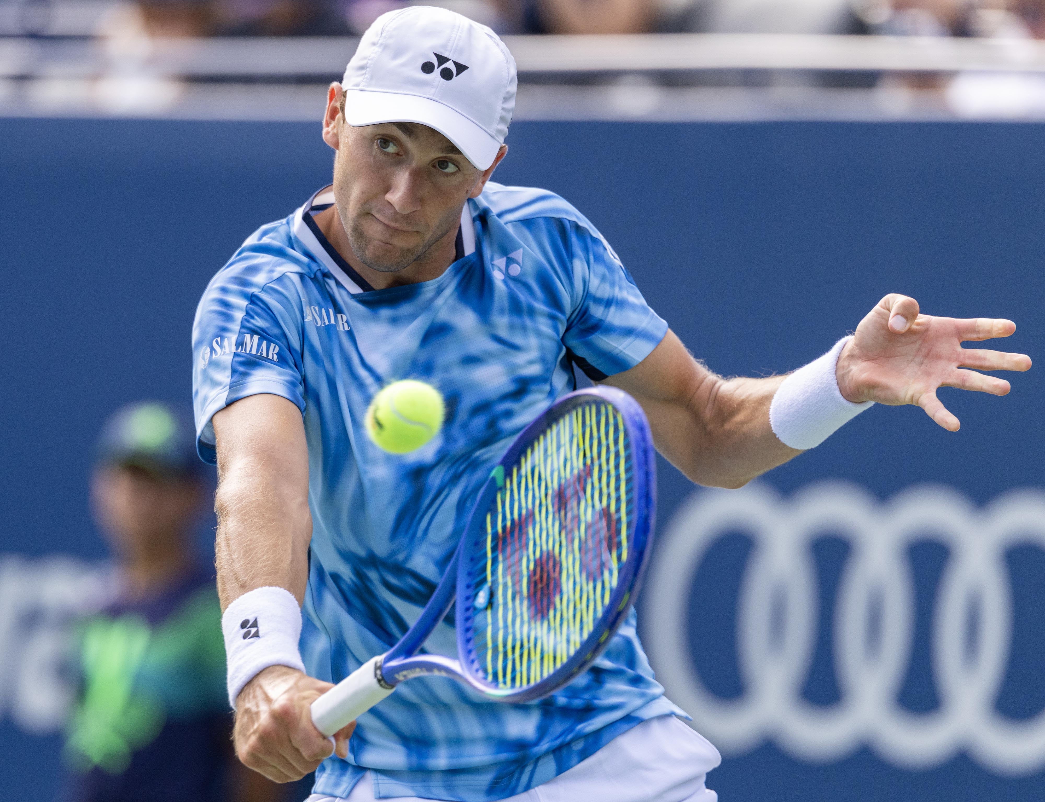 加拿大运动员凭借实力,稳坐领先位置的简单介绍 加拿大运动员凭借实力,稳坐领先位置的简单介绍