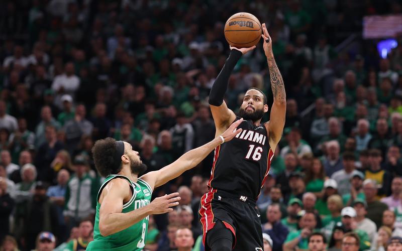 社区足球锦标赛:福建热火队胜出的简单介绍 社区足球锦标赛:福建热火队胜出的简单介绍