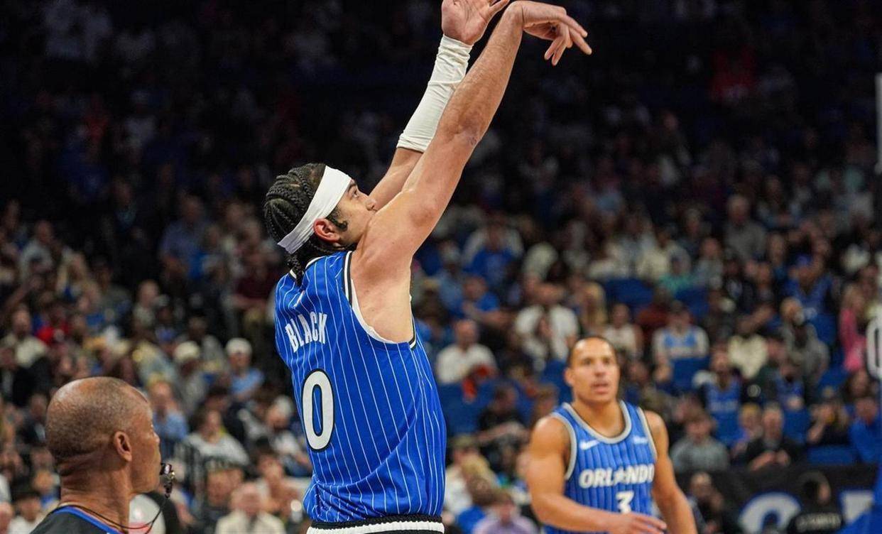 开云体育官方网站-魔术险胜掘金，字母哥点燃赛场的简单介绍