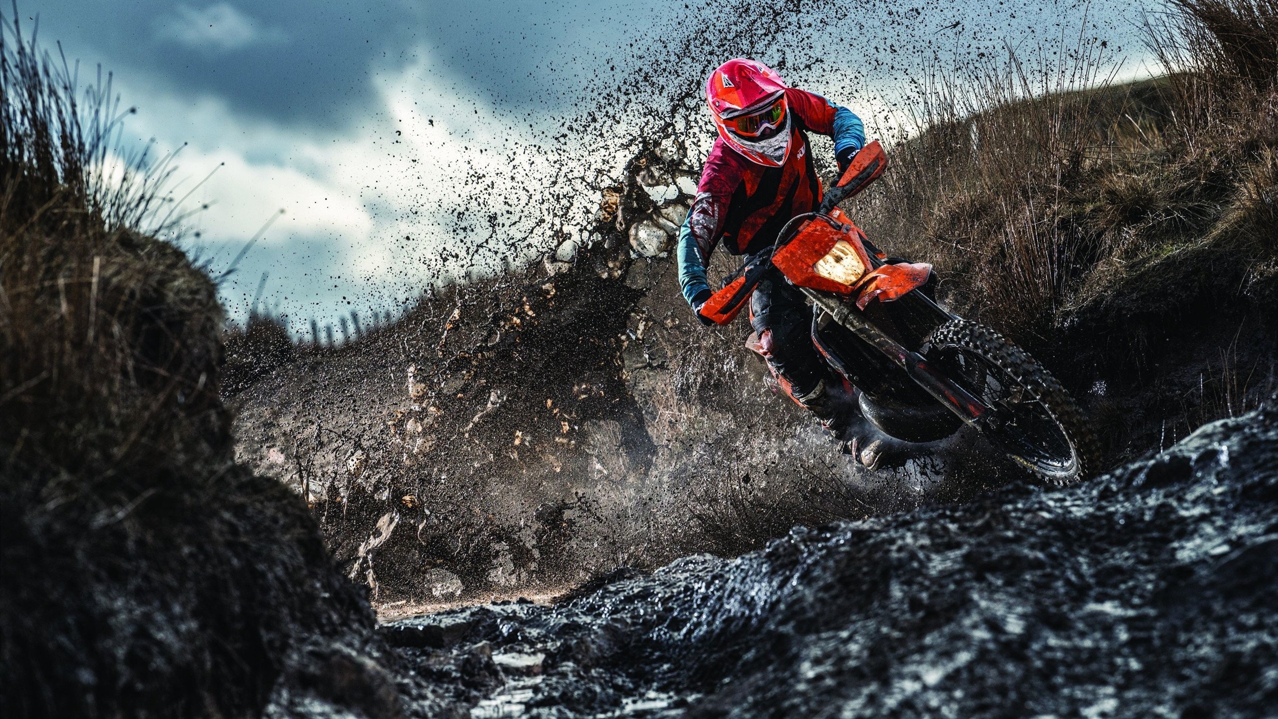 开云体育在线-坎特独舞南美之夜，厄瓜多尔力克洪都拉斯，连续得分拉开差距锁定胜局